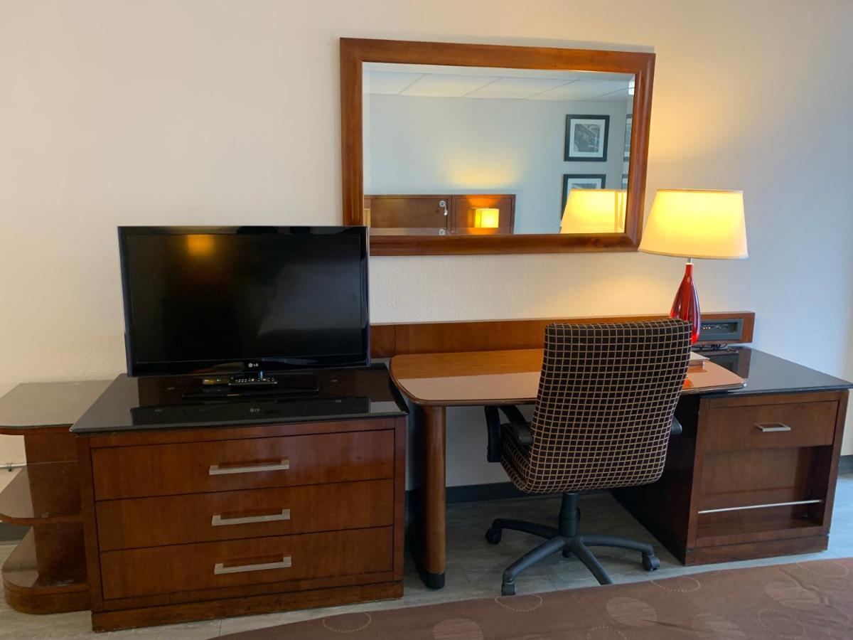 The Retro Hotel Branson Bagian luar foto